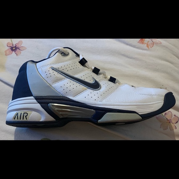 nike uptempo vintage